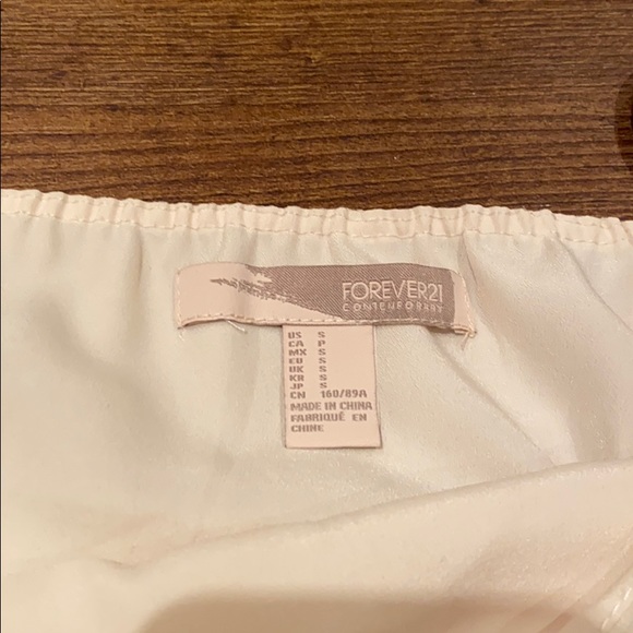 Forever 21 Cream Tank Top Size Small - Picture 2 of 2